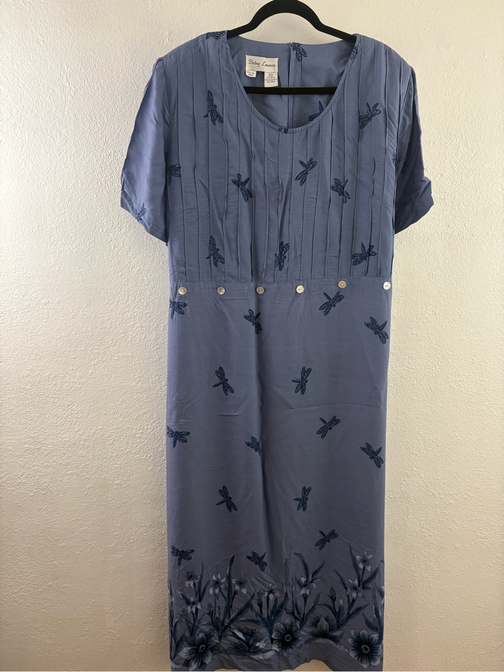 Betsy Lauren midi dress periwinkle blue adorned with delicate dragonfly size 22W